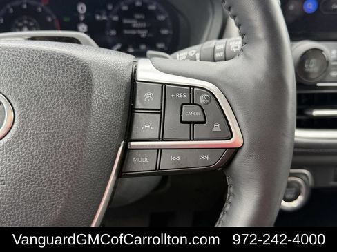 Used 2024 Toyota Grand Highlander AWD image 16