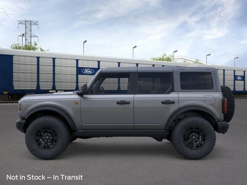 New 2026 Ford Bronco Badlands AWD/4WD image 3