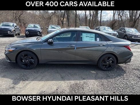 New 2026 Hyundai Elantra SEL Sport Premium FWD image 2