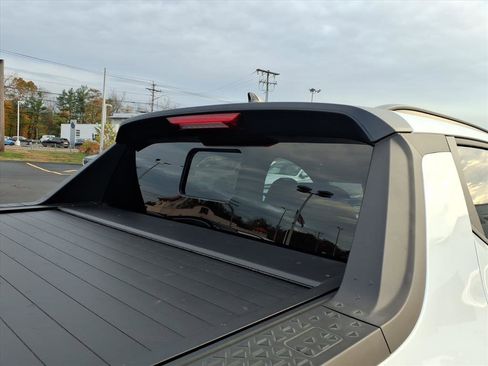 Used 2024 Hyundai Santa Cruz Limited image 10