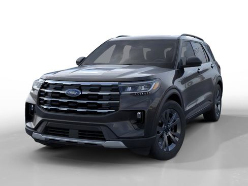 New 2026 Ford Explorer Active image 2