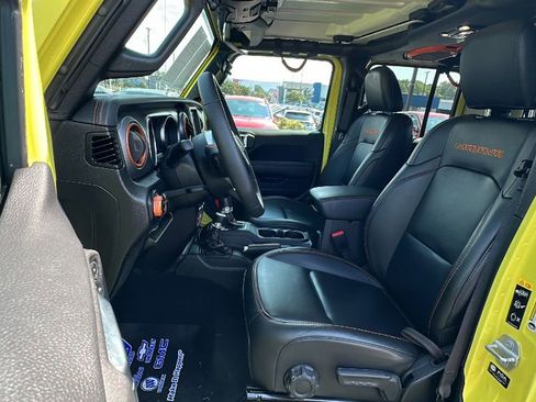 Used 2023 Jeep Gladiator Mojave w/ LED Lighting Group image 9