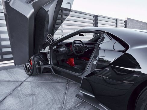 Used 2020 Ford GT Carbon Series RWD image 45