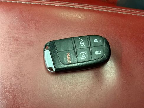 Used 2021 Dodge Durango R/T w/ Technology Group image 43