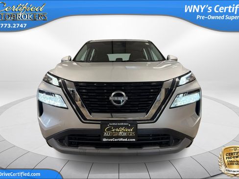 Used 2023 Nissan Rogue SV AWD/4WD image 2