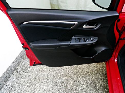 Used 2016 Honda Fit LX image 7
