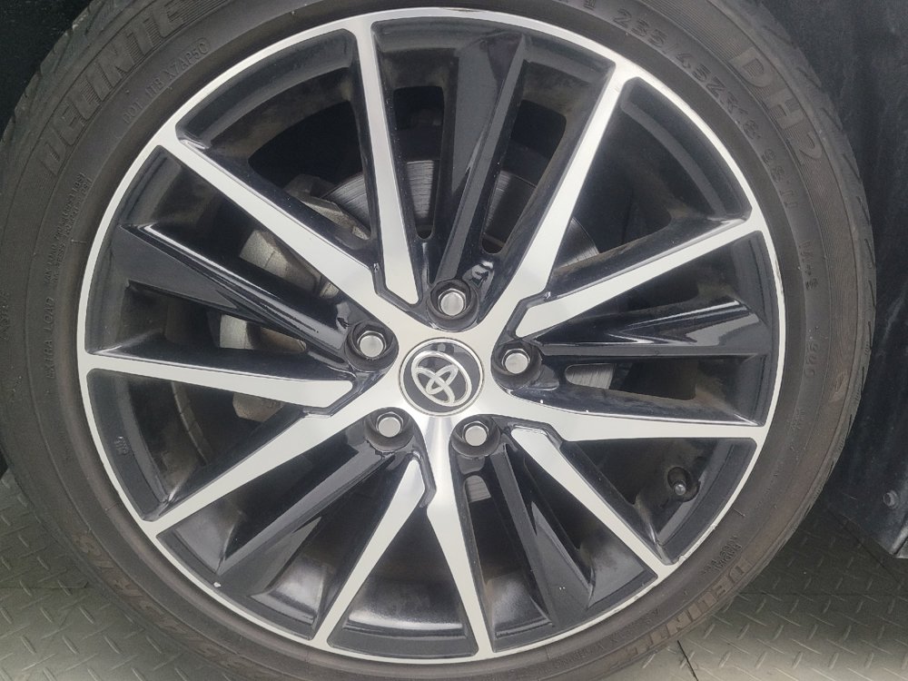 Used 2022 Toyota Camry SE FWD image 31