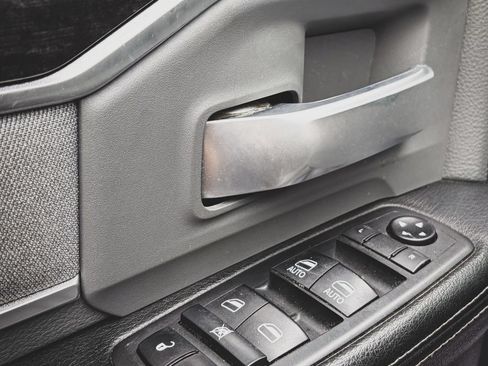 Used 2019 RAM 2500 Big Horn AWD/4WD image 7