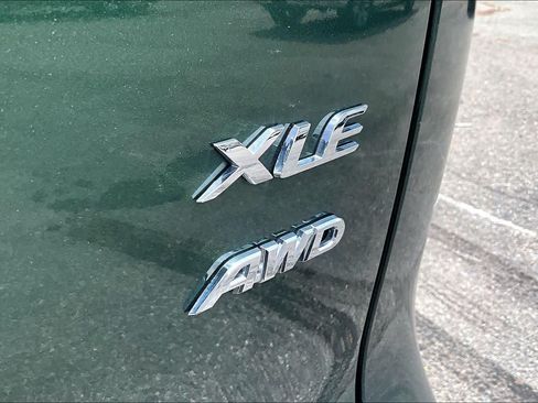 Certified 2025 Toyota Corolla Cross XLE AWD/4WD image 9