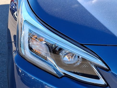 Used 2021 Subaru Outback Limited image 9