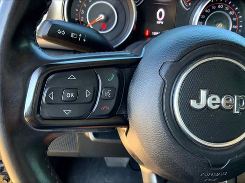 Used 2020 Jeep Wrangler Sport image 36