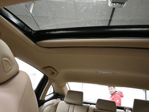 Used 2024 Acura TLX w/ Technology Package image 19