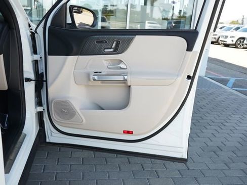 Used 2026 Mercedes-Benz GLB 250 image 18