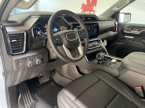 New 2026 GMC Sierra 1500 Denali image 13