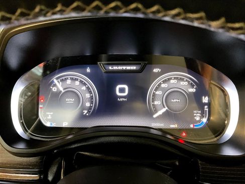 Used 2024 RAM 1500 Limited image 24