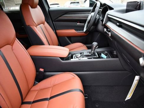 New 2026 MAZDA CX-50 Meridian Edition w/ Weather Package image 32