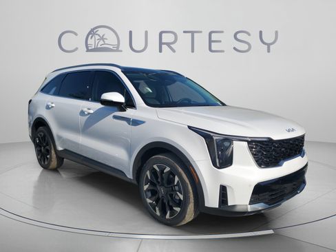 New 2026 Kia Sorento EX w/ EX Premium Package FWD image 4
