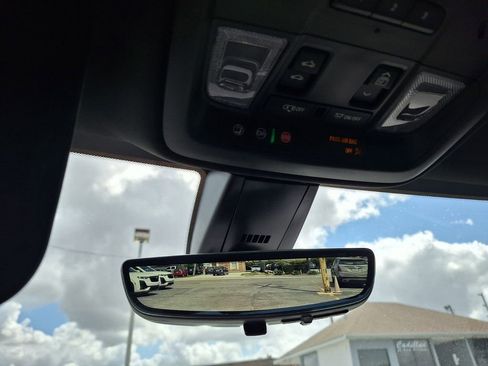 New 2026 Cadillac XT5 Premium Luxury w/ Driver Assist Package image 17