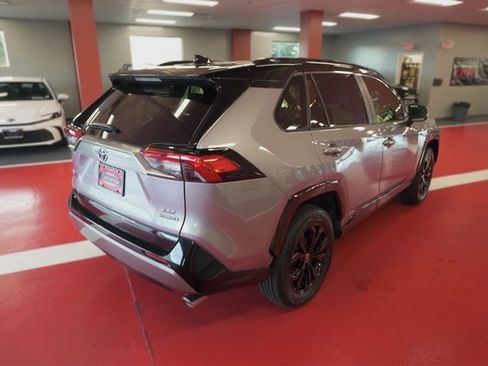 Certified 2022 Toyota RAV4 XSE image 6