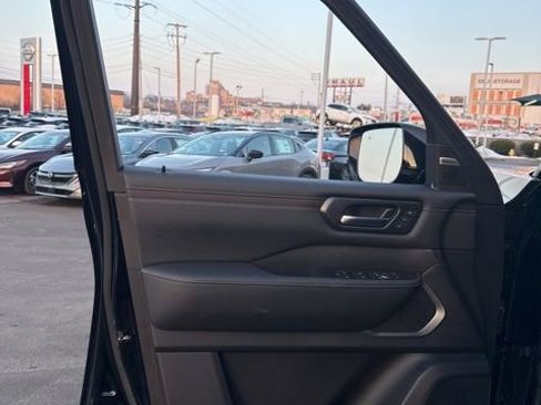 New 2026 Nissan Armada Platinum Reserve AWD/4WD image 12
