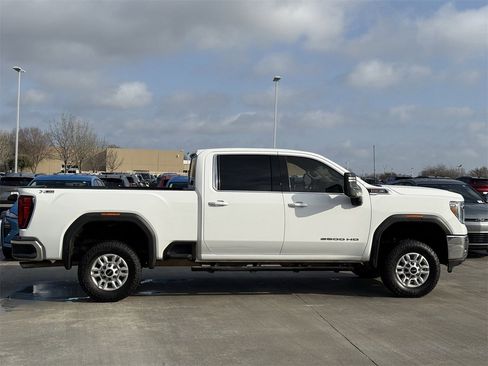 Certified 2023 GMC Sierra 2500 SLE w/ SLE Convenience Package image 3