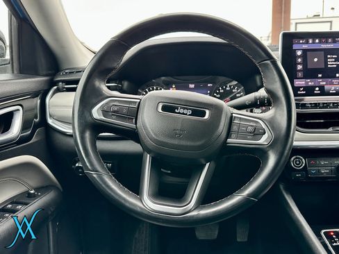 Used 2022 Jeep Compass Limited AWD/4WD image 30