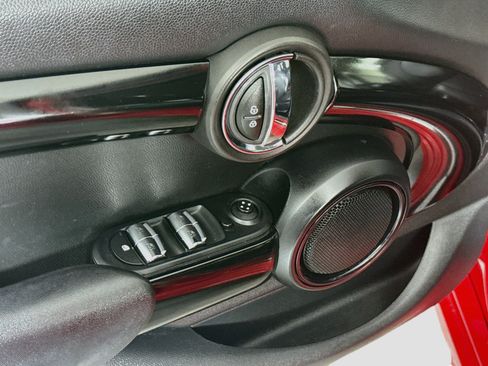 Used 2018 MINI Cooper S FWD image 24