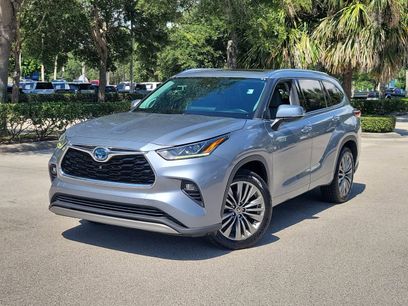 Used 2021 Toyota Highlander Platinum