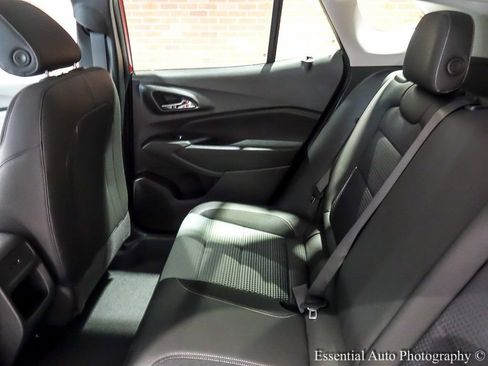 New 2026 Chevrolet Trax LT w/ Driver Confidence Package image 12