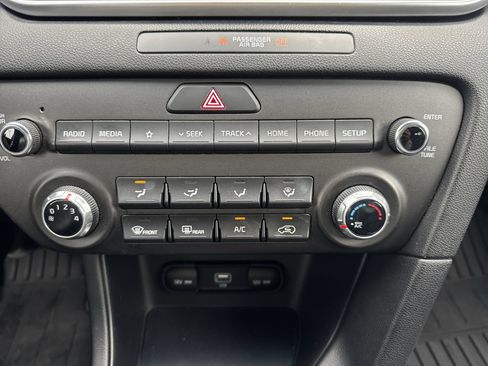 Used 2020 Kia Sportage S FWD image 17