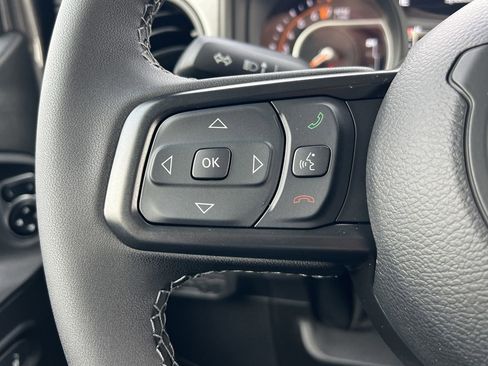 New 2026 Jeep Gladiator Sport AWD/4WD image 12