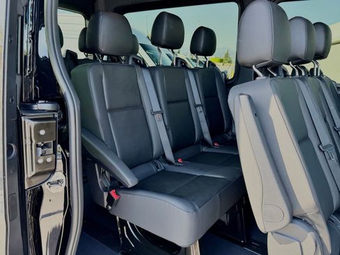 Used 2026 Mercedes-Benz Sprinter 2500 image 19