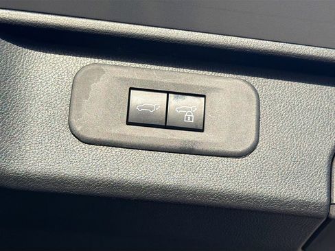 Used 2025 Toyota Grand Highlander FWD image 13