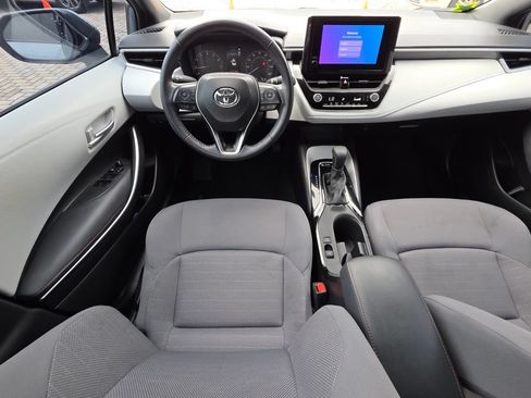 Certified 2024 Toyota Corolla SE FWD image 6