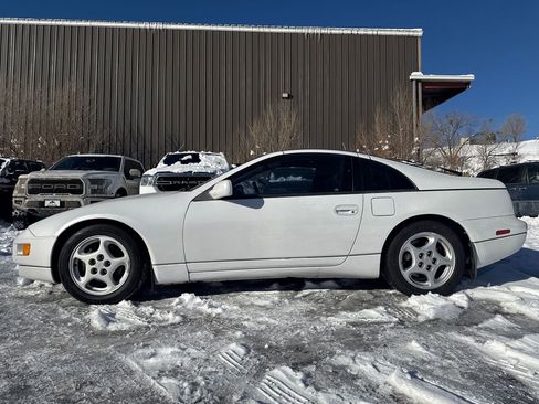 Used 1996 Nissan 300ZX Hatchback image 3