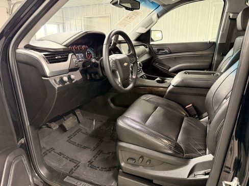 Used 2020 Chevrolet Suburban LT AWD/4WD image 11