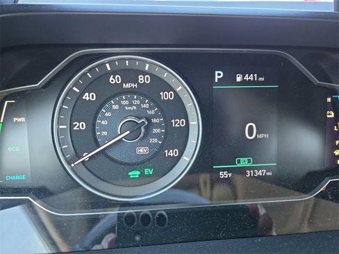 Used 2022 Hyundai Ioniq SE image 16