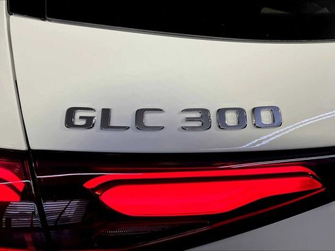 New 2026 Mercedes-Benz GLC 300 4MATIC image 6
