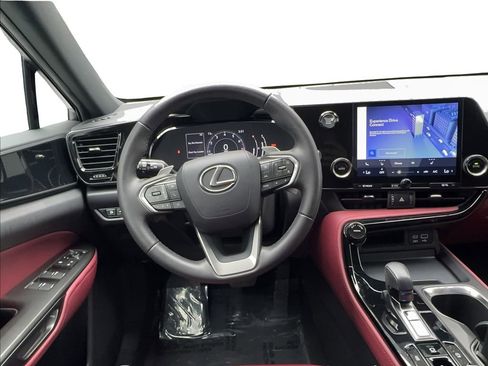 Used 2024 Lexus NX 250 FWD w/ Towing Package (2000 Lbs) image 34