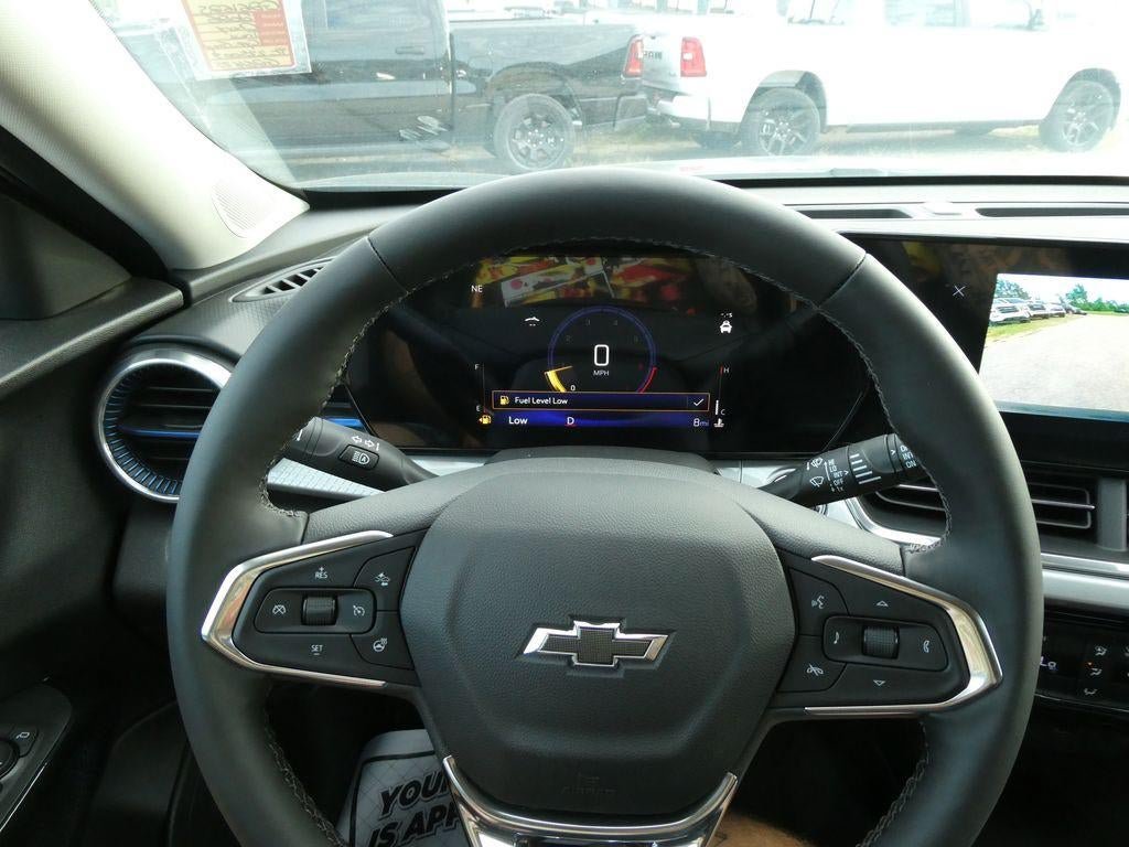 New 2026 Chevrolet Trax LT w/ Driver Confidence Package FWD image 21