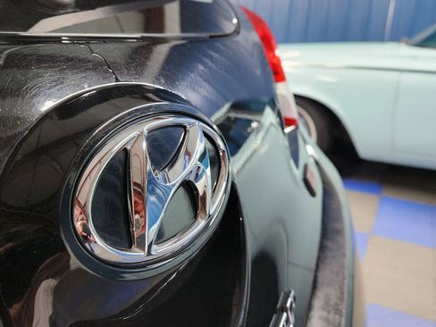 Used 2013 Hyundai Veloster RE:MIX Edition image 60