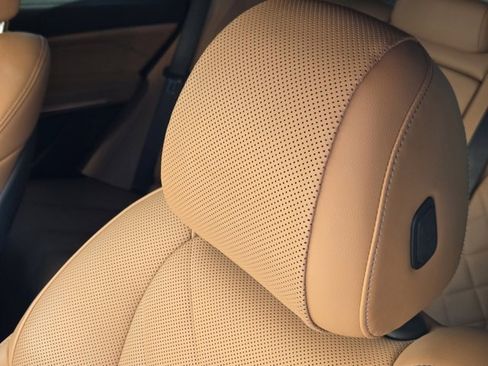 Used 2023 BMW X5 xDrive40i w/ M Sport Package image 14