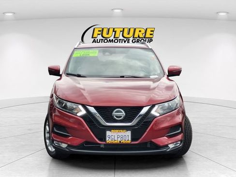 Used 2022 Nissan Rogue Sport SV w/ Technology Package AWD/4WD image 2