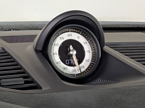 Certified 2024 Porsche 911 GT3 RS image 26