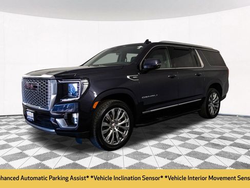 Used 2023 GMC Yukon XL Denali AWD/4WD image 11