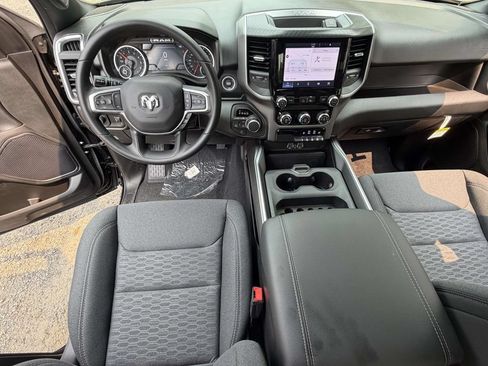 New 2026 RAM 1500 Express AWD/4WD image 16