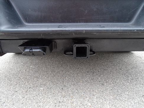 Used 2019 GMC Savana 3500 Extended w/ Driver Convenience Package image 9