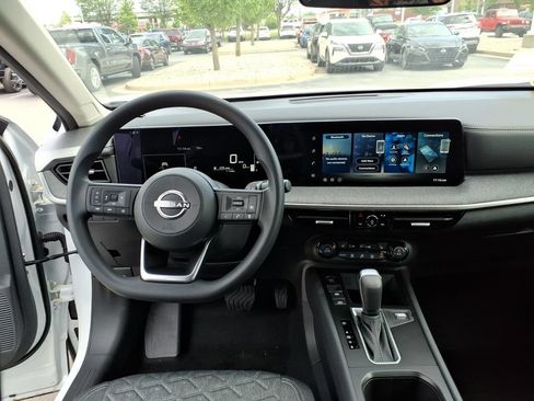 New 2026 Nissan Kicks SV w/ SV Premium Package AWD/4WD image 24