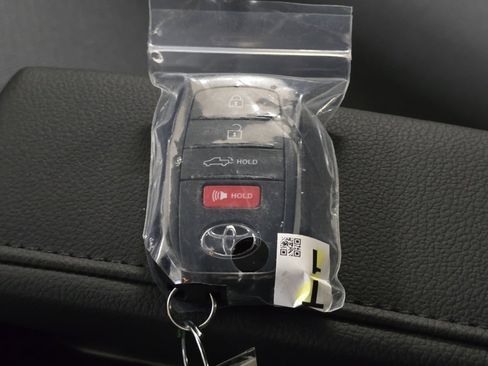 New 2026 Toyota Tundra SR5 image 32