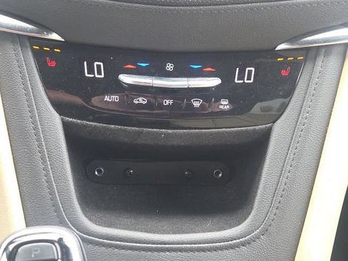 Used 2019 Cadillac XT5 Luxury FWD image 36